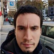 Studente al secondo anno dell' università di Lingue di Torino con certificazione FCE B2/C1